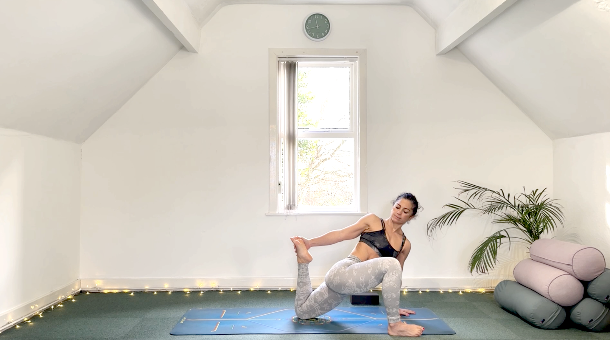 Back Basics - Day 2 – Easy Hip Flexors for Back Comfort